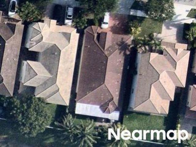 NW 84th St
