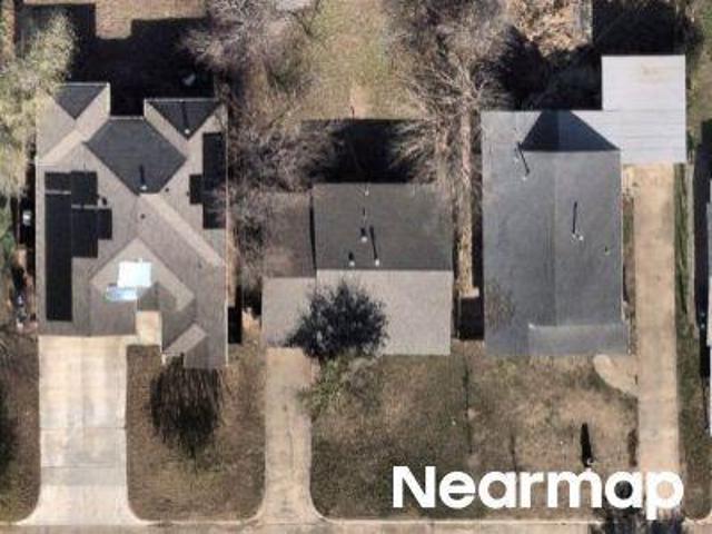 NW 84th St