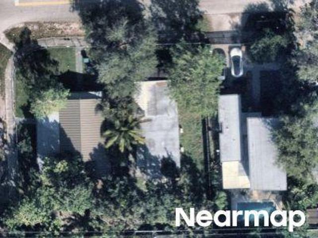 NW 112th St