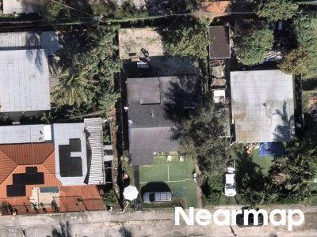 NW 118th St