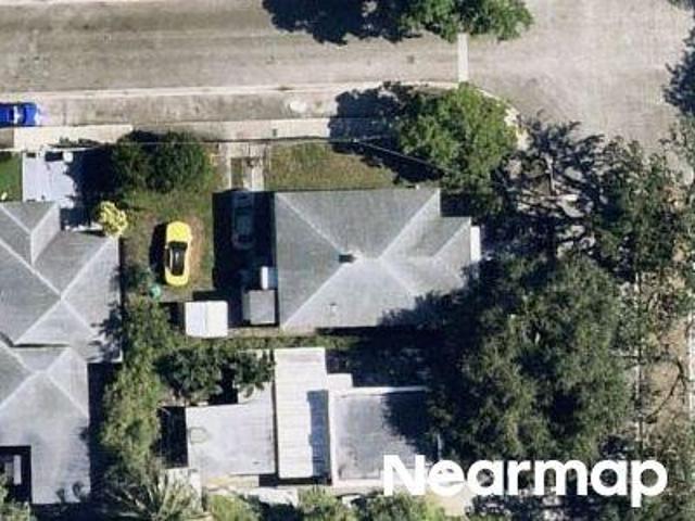 NW 11th Ave