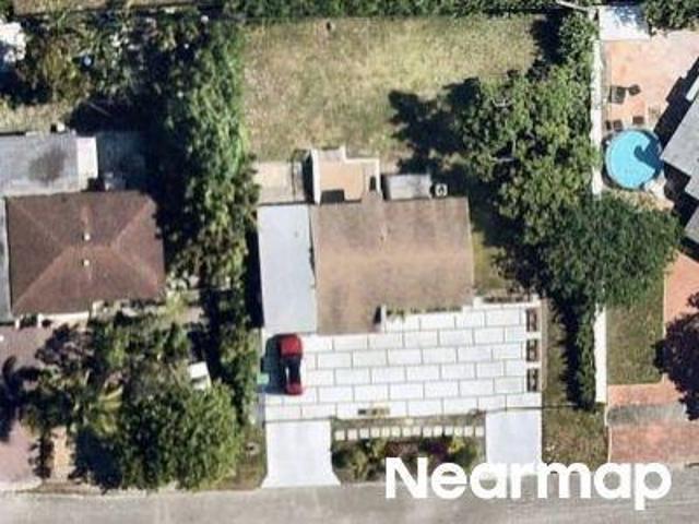 NW 148th St