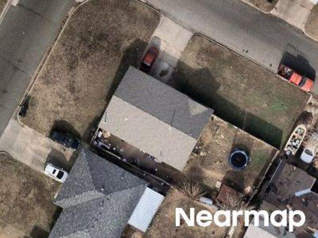NW 15th St