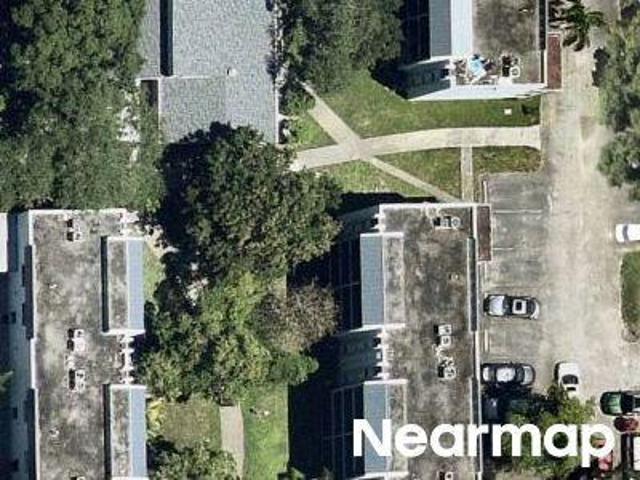NW 16th St Apt 3208