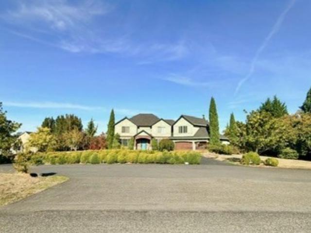 NW 192nd St