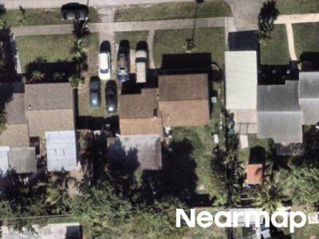 NW 196th St