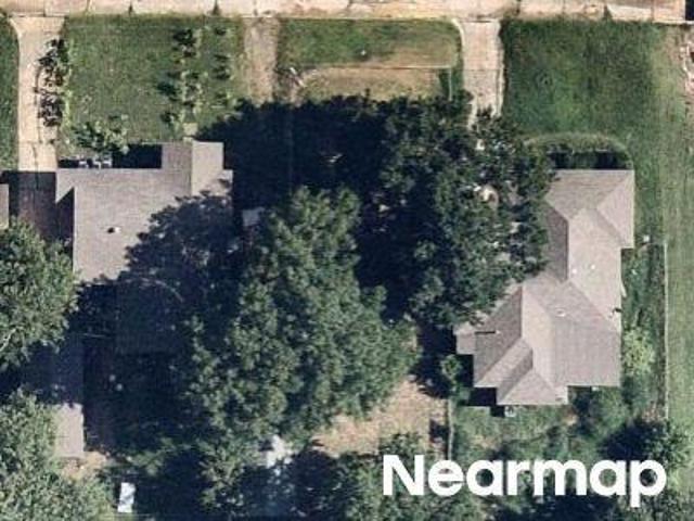 NW 28th St