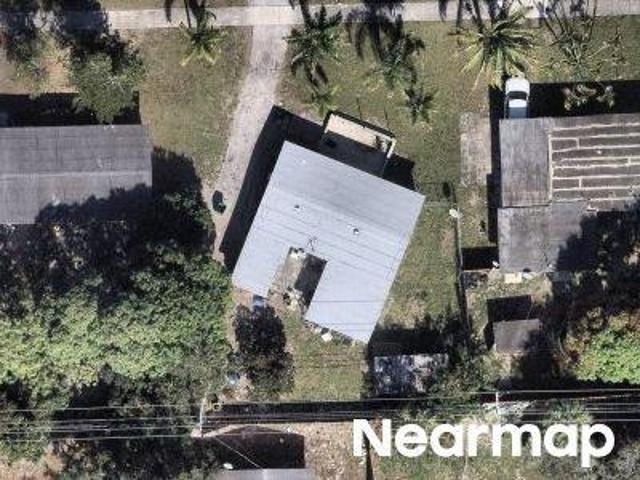 NW 2nd St
