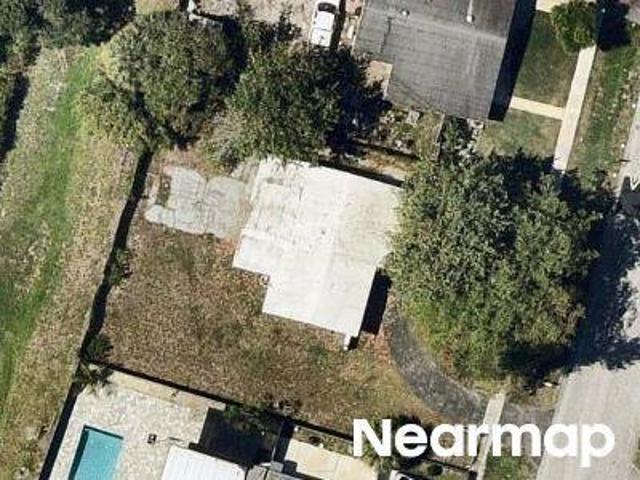 NW 33rd Ave