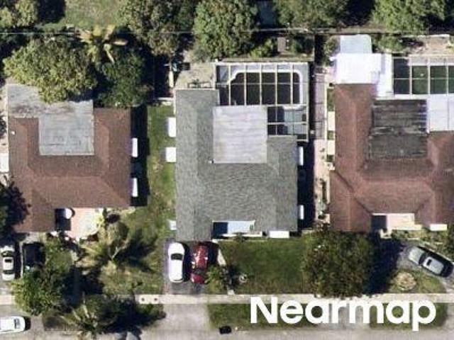 NW 33rd Ct