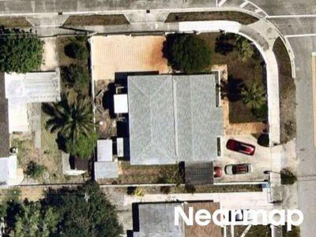 NW 33rd Ct