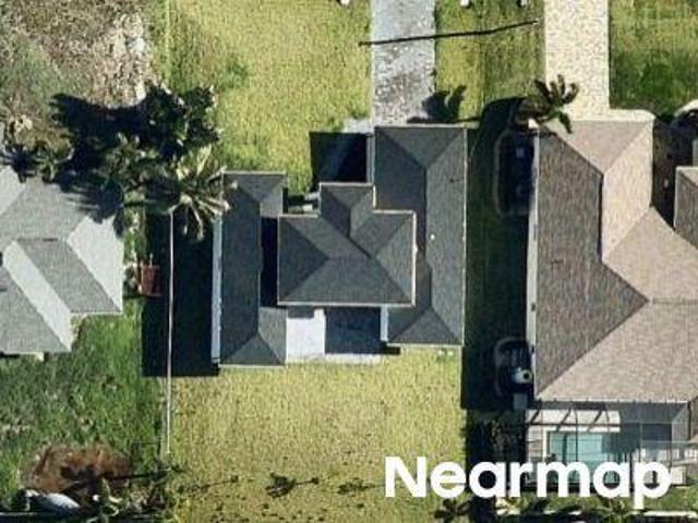 NW 33rd St