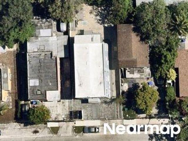 NW 30th St