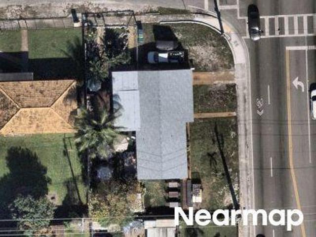 NW 32nd Ave