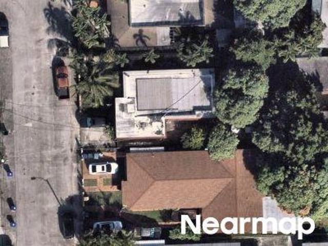NW 32nd Pl