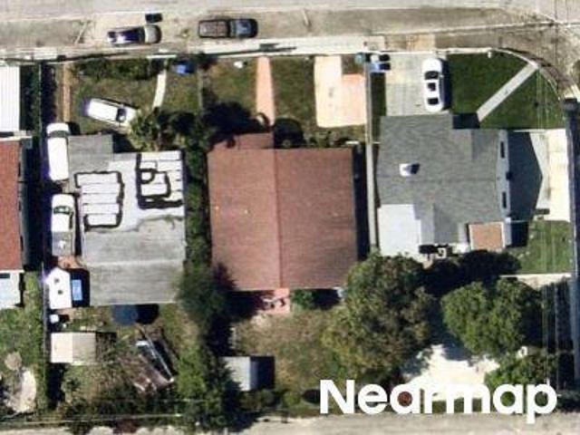 NW 37th St