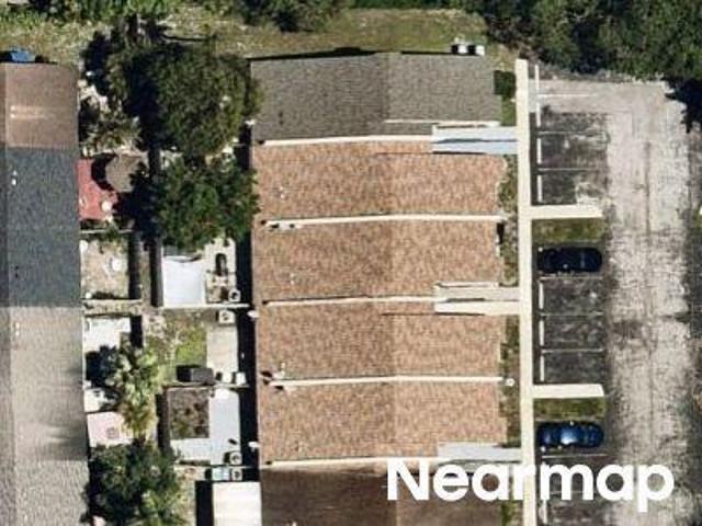 NW 34th St