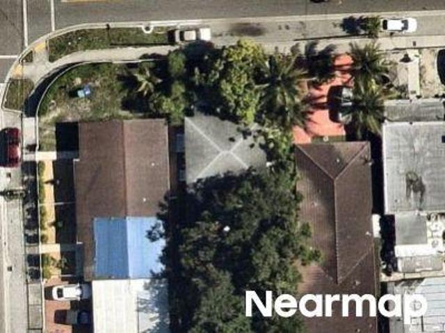 NW 35th St