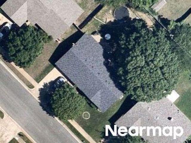 NW Charlyne Dr