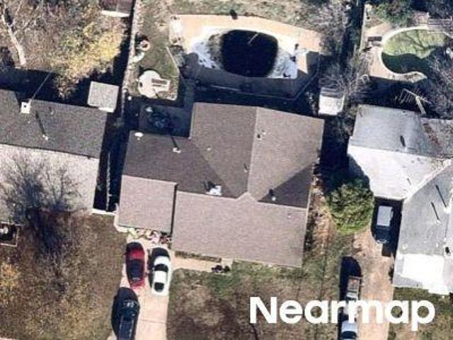 NW Eisenhower Dr
