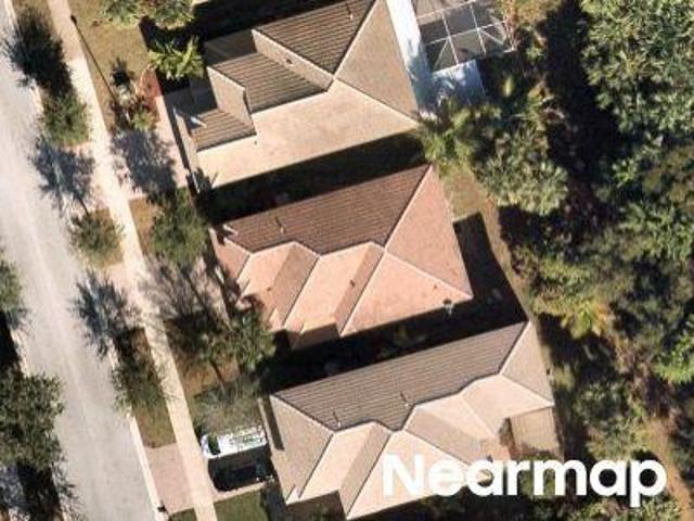 NW Leonardo Cir