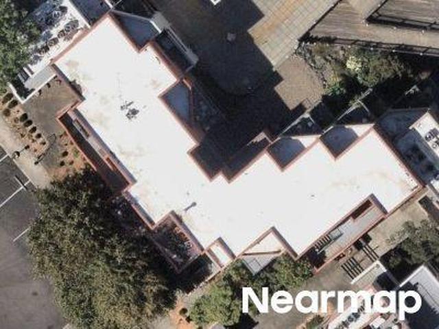 NW Naito Pkwy