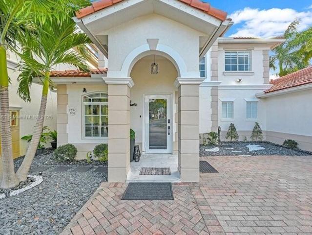 Nw Rd Dr Apt,hialeah, Condo For Sale