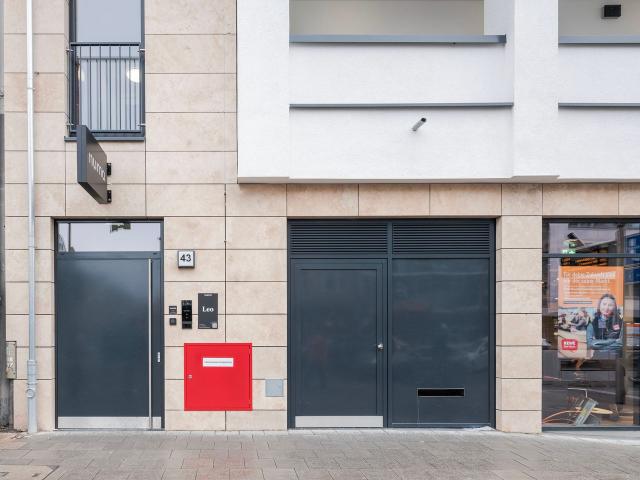 Numa | Leo Family Suite, Dusseldorf Amsterdam Apartments for Rent