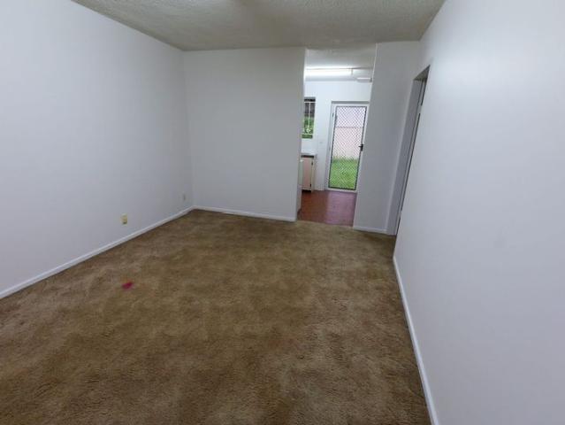 Nundah 1 Bedroom Unfurnished Unit Handy