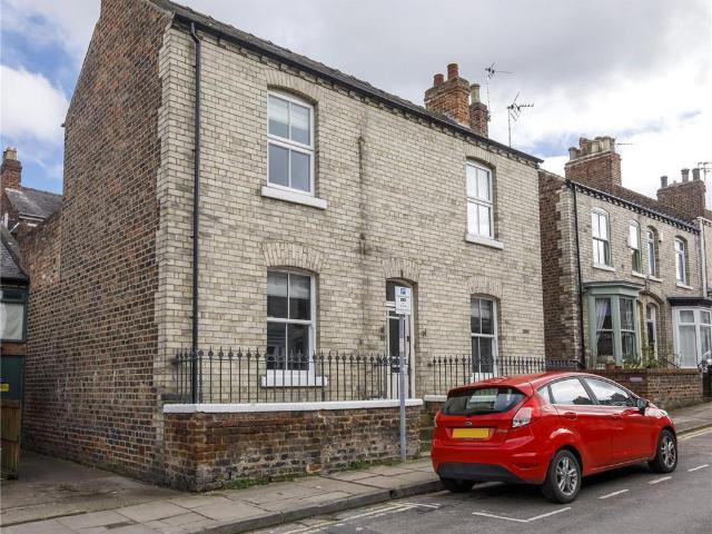 Nunmill Street, York, North. 2 bed semi detached house to rent £1,700 pcm £392 pw