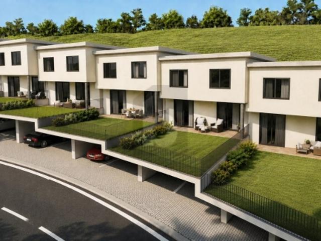 NUOVA COSTRUZIONE IN POSIZIONE SOLEGGIATA