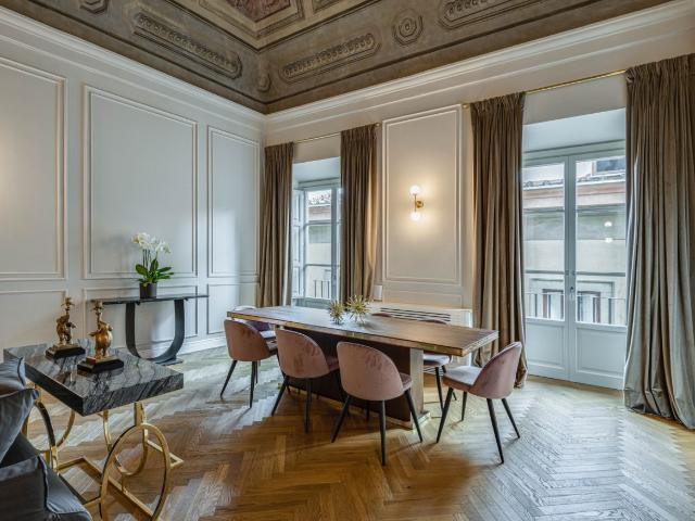 Nuovo appartamento palazzo di lusso ascensore quattro camere