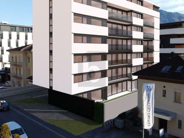NUOVO E CENTRALE CON GIARDINO IN COSTRUZIONE
