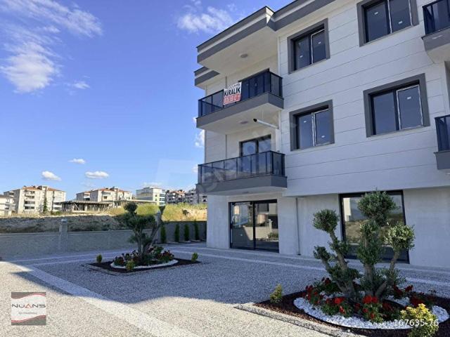 NÜANS'TAN ÇAKMAK'TA PARK CEPHELİ GENİŞ 2+1 SIFIR KİRALIK DAİRE