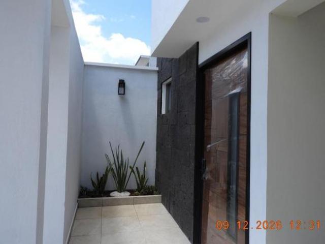 NUEVA 3 RECAMARAS FRACC,SAN MIGUEL CERAC DE BODEGA AURRERA Y CENTRO
