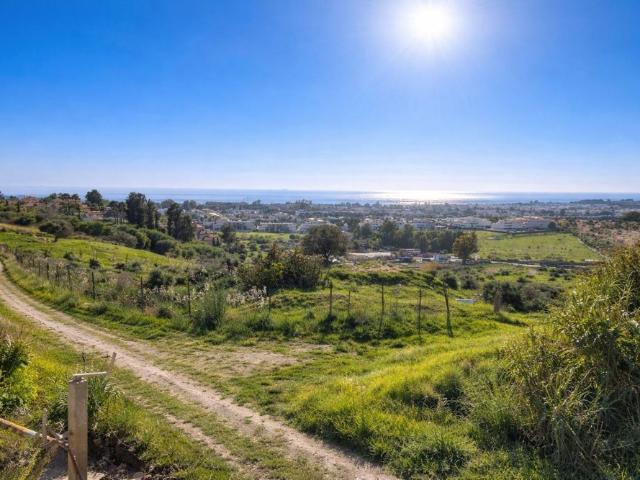 Nueva Andalucía Detached Villa