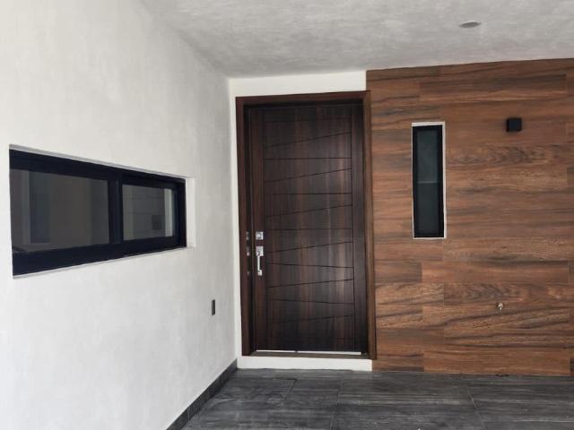 NUEVA CASA DE 3 NIVELES EN VENTA