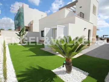 Casa en venta en Orihuela Costa - Jardín