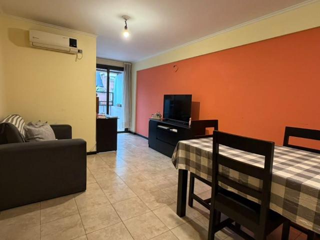 NUEVA CORDOBA DEPTO UN DORM CON BALCÓN FRENTE PISO ALTO EXC UBICACION ILLIA Y SALGUERO