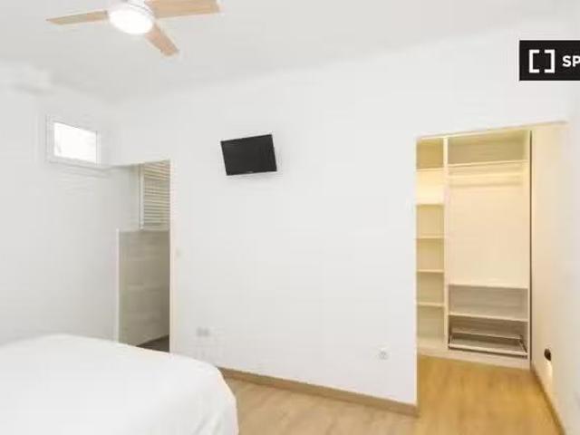 Acogedor Apartamento de 2 dormitorios en alquiler en Justicia.