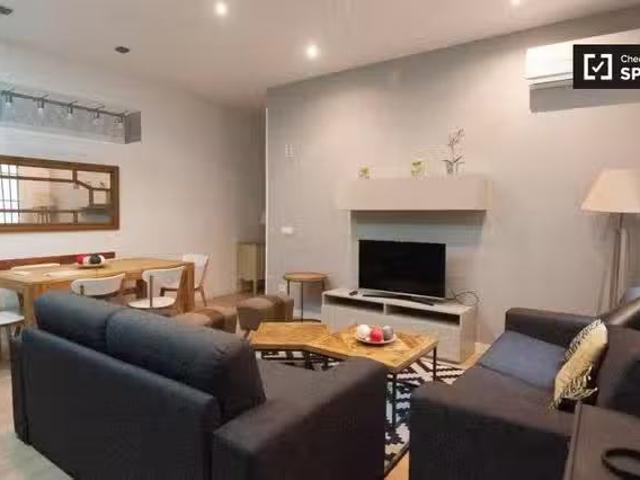 Encantador Apartamento de 2 dormitorios en alquiler en Sol, Ma.