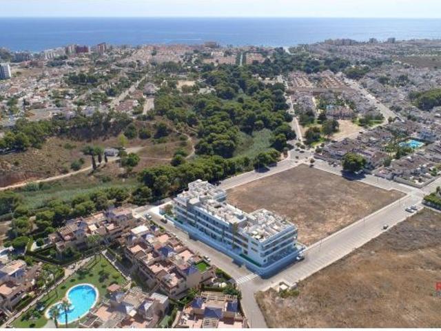 Nuevo apartamento de 2 habitaciones y 1 baño cerca de la playa de Mil Palmeras