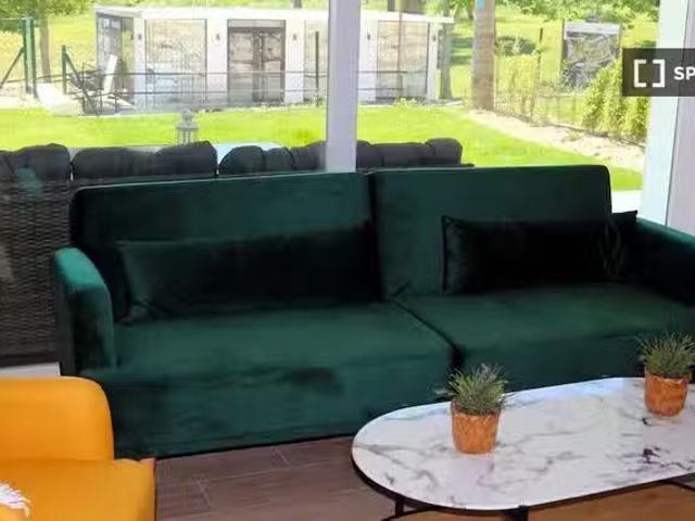 Nuevo Apartamento de 2 habitaciones en alquiler en Casares, Má.