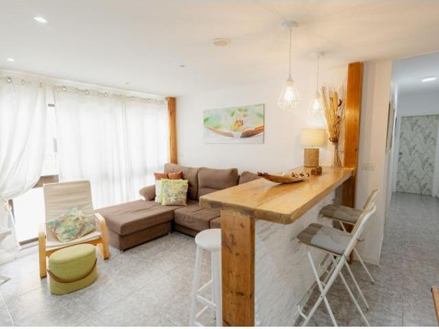 ¡Nuevo apartamento en venta en Bajamar con plaza de garaje incluida!