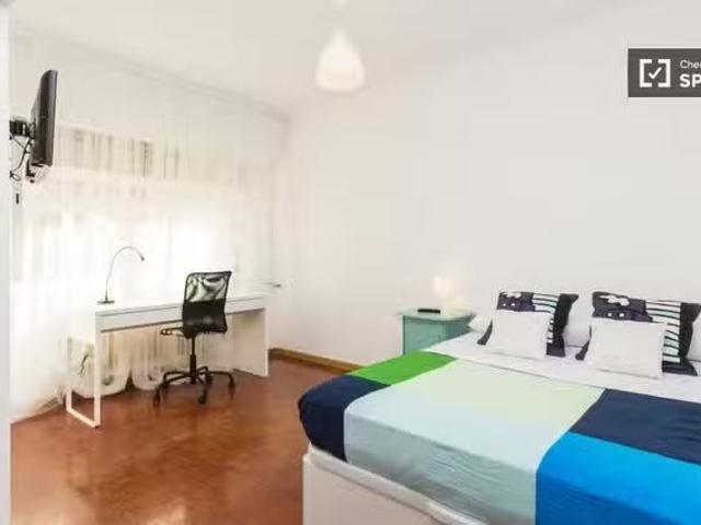 Encantador Cálida habitación en apartamento en Ciudad Universi.