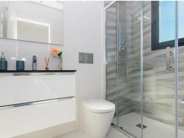 Nuevo chalet de 3 dormitorios y 3 baños en Vistabella Golf Orihuela