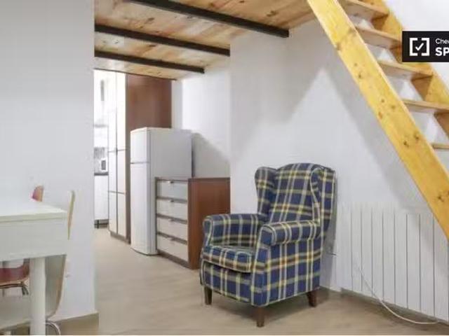 ¡Recién llegado! Estudio en alquiler en Canillejas, Madrid