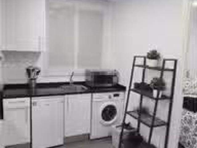 ¡Oferta! Estudio en alquiler en Embajadores, Madrid