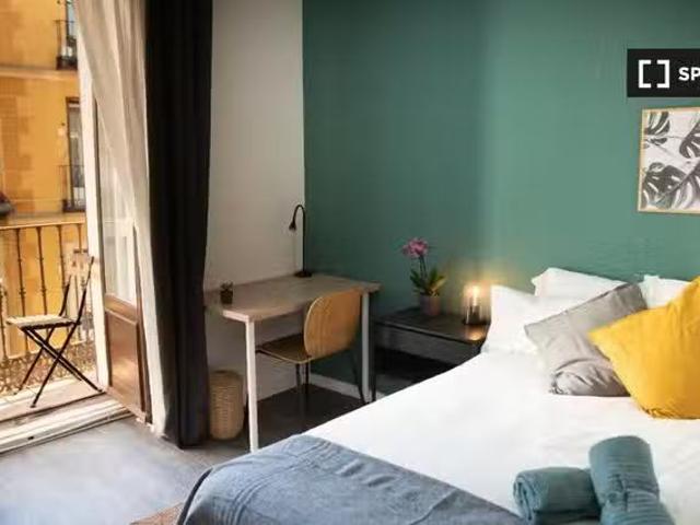 ¡Renta! Habitación compartida en alquiler en Palacio, Madrid