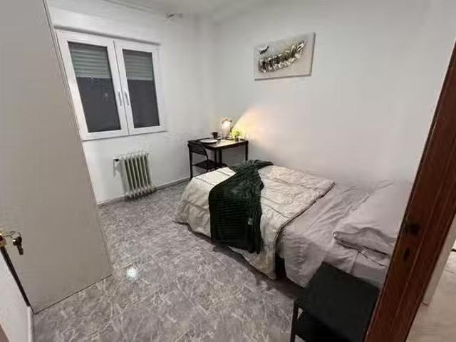 Único Habitación en Avenida de los Estados